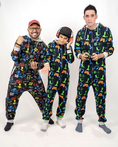 Nuovo pigiama gioco bambini - gioco,